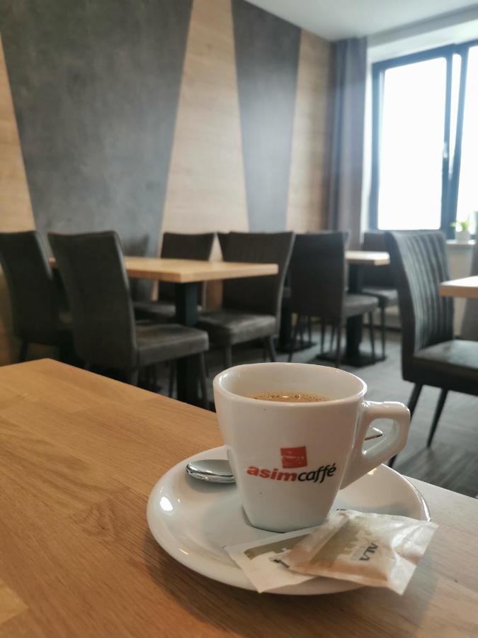 Ala Hotel Bystrice nad Pernstejnem Ngoại thất bức ảnh